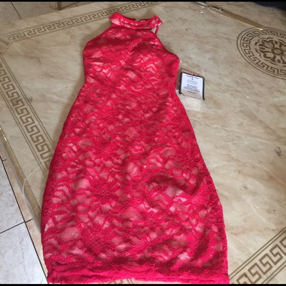 Esmerald  Sundae - Picture 2 of 6